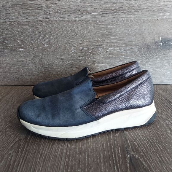 Naturalizer Selah Suede Slip-on Sneaker 6.5 - Picture 4 of 10